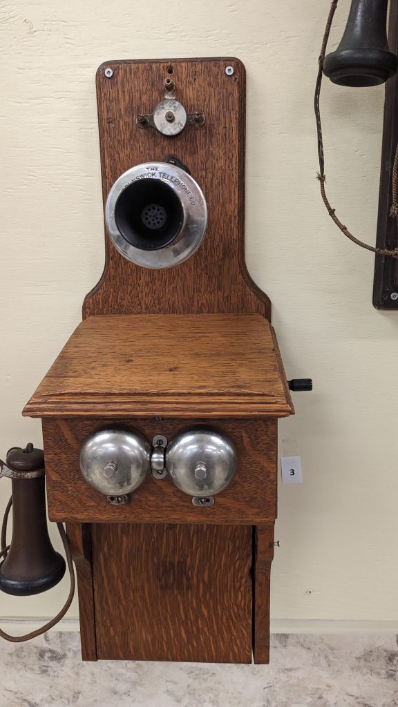 Kellogg Fiddleback made for the New Brunswick Telephone Company (1907)