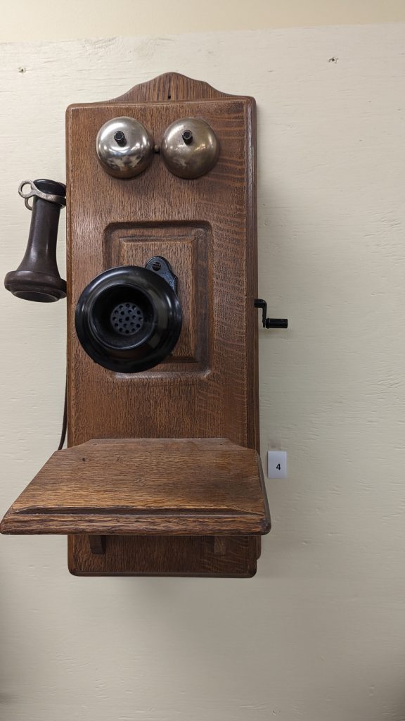 Kellogg 2485 Wall Phone (1911)