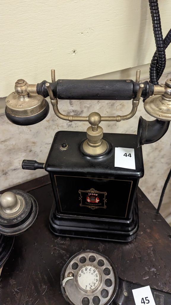 Jydsk Model 1914 Manual Desk Telephone (Circa 1900)