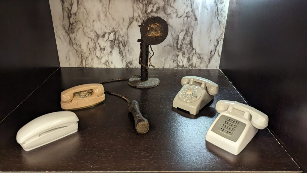 Salesman Samples and primitive toy